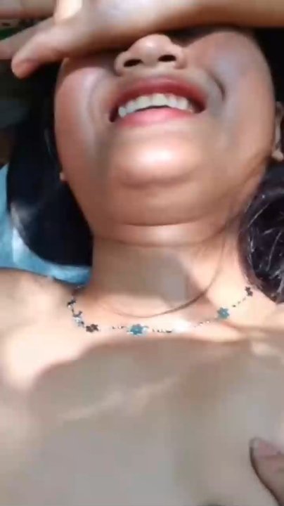 Main di hutan